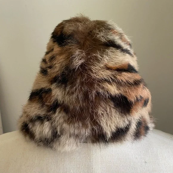 LAST CALL: Adrienne Landau Rabbit Fur Leopard Print Scarf - Picture 7 of 7